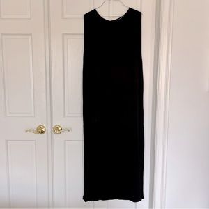 Sleeveless Black Maxi Dress